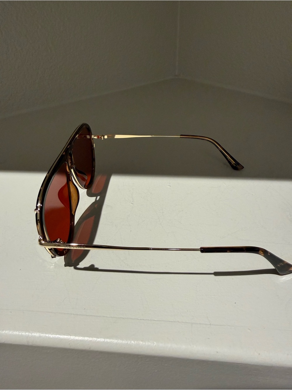 TOPFOXX Tortoiseshell Aviator Sunglasses with Red Lenses - Picture 11 of 14